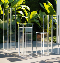 Load image into Gallery viewer, ACRYLIC DISPLAY PLINTH