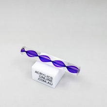 Load image into Gallery viewer, EXTRUDED COLOUR ACRYLIC SPIRAL LINE ROD