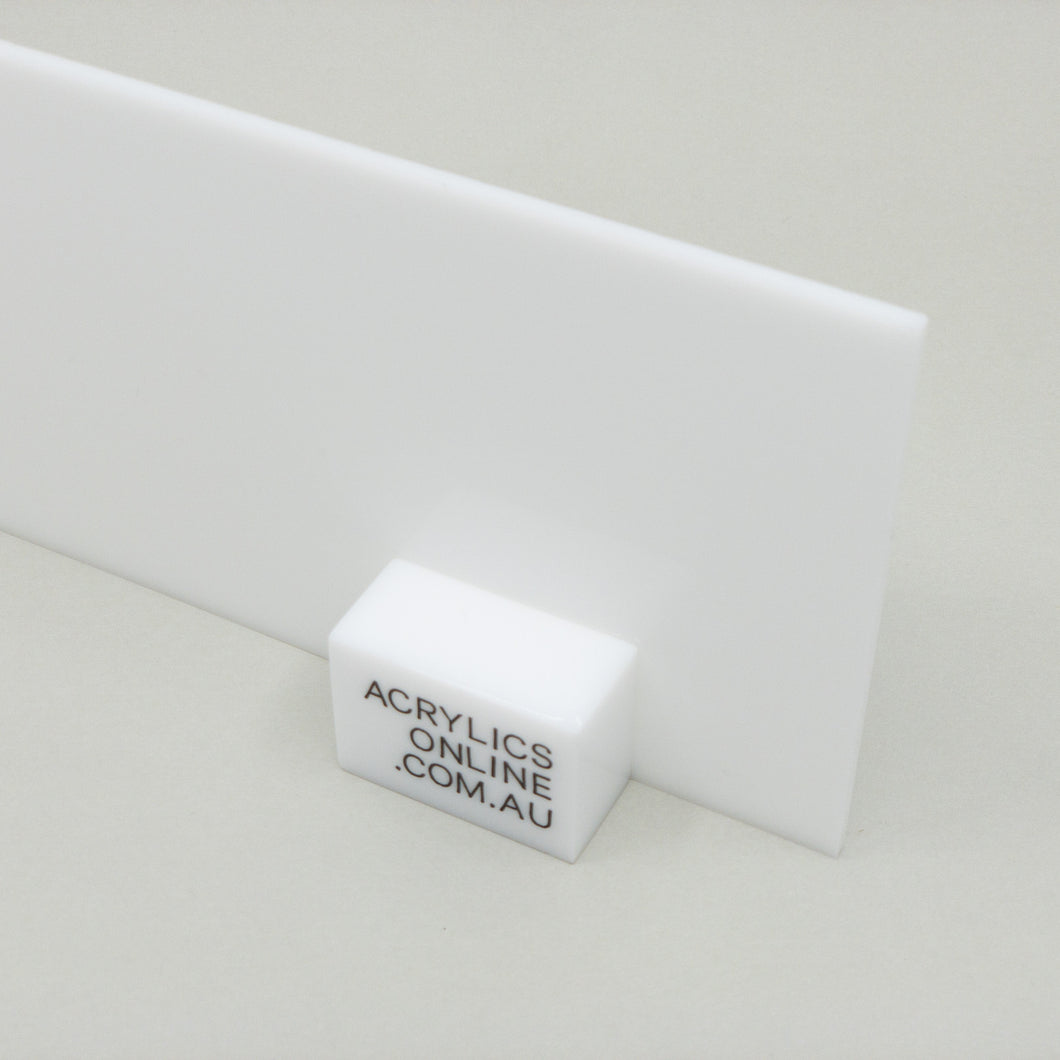 TRANSLUCENT OPAL POLYCARBONATE SHEET